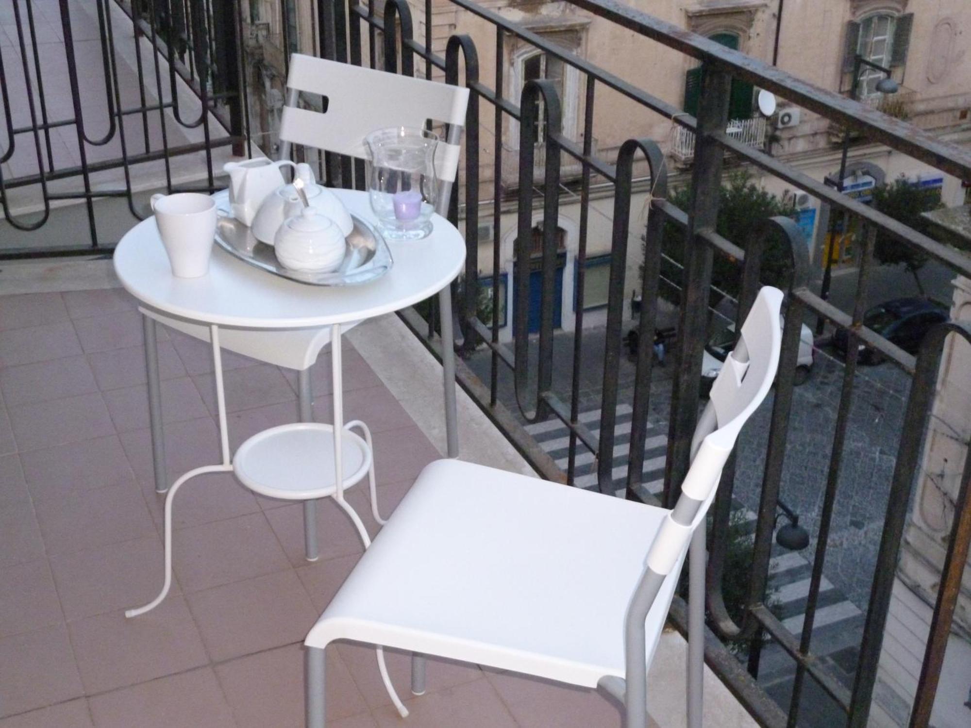 B&B Le Grand Bleu Siracusa - One Hundred Steps From Ortigia -Sea View - Syracuse Exterior photo